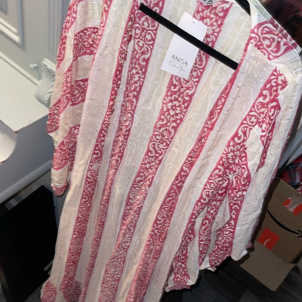 NWT Anissa Fashion